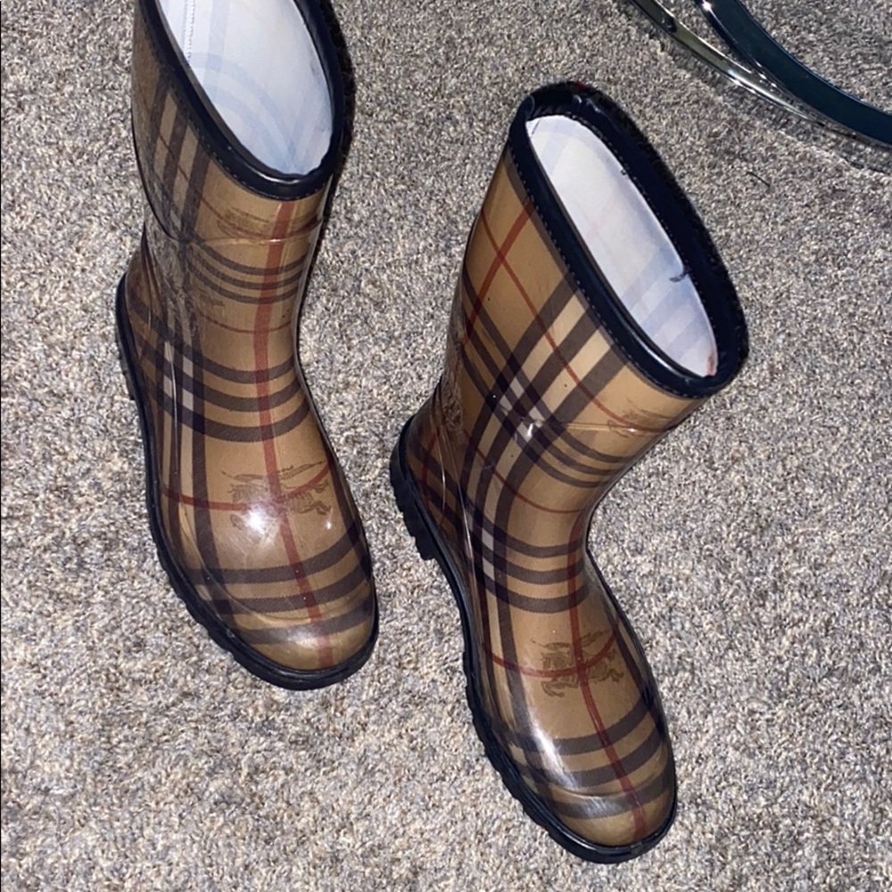 Burberry rain boots
